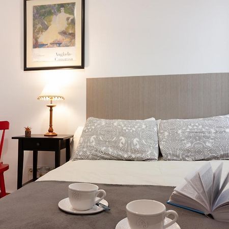 Sea & Wave Soho Family Apartment Малага Екстериор снимка