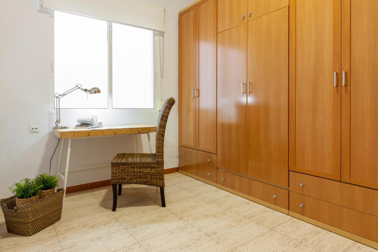 Sea & Wave Soho Family Apartment Малага Екстериор снимка