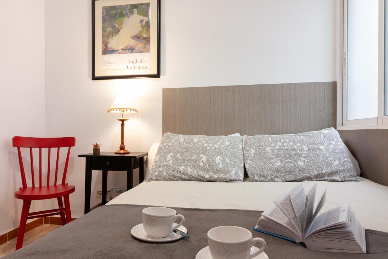 Sea & Wave Soho Family Apartment Малага Екстериор снимка
